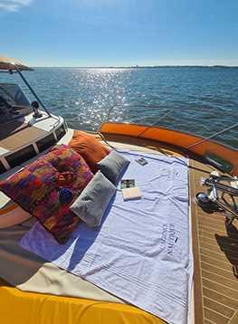 Beacher V10 Croisière - Vue de derrière