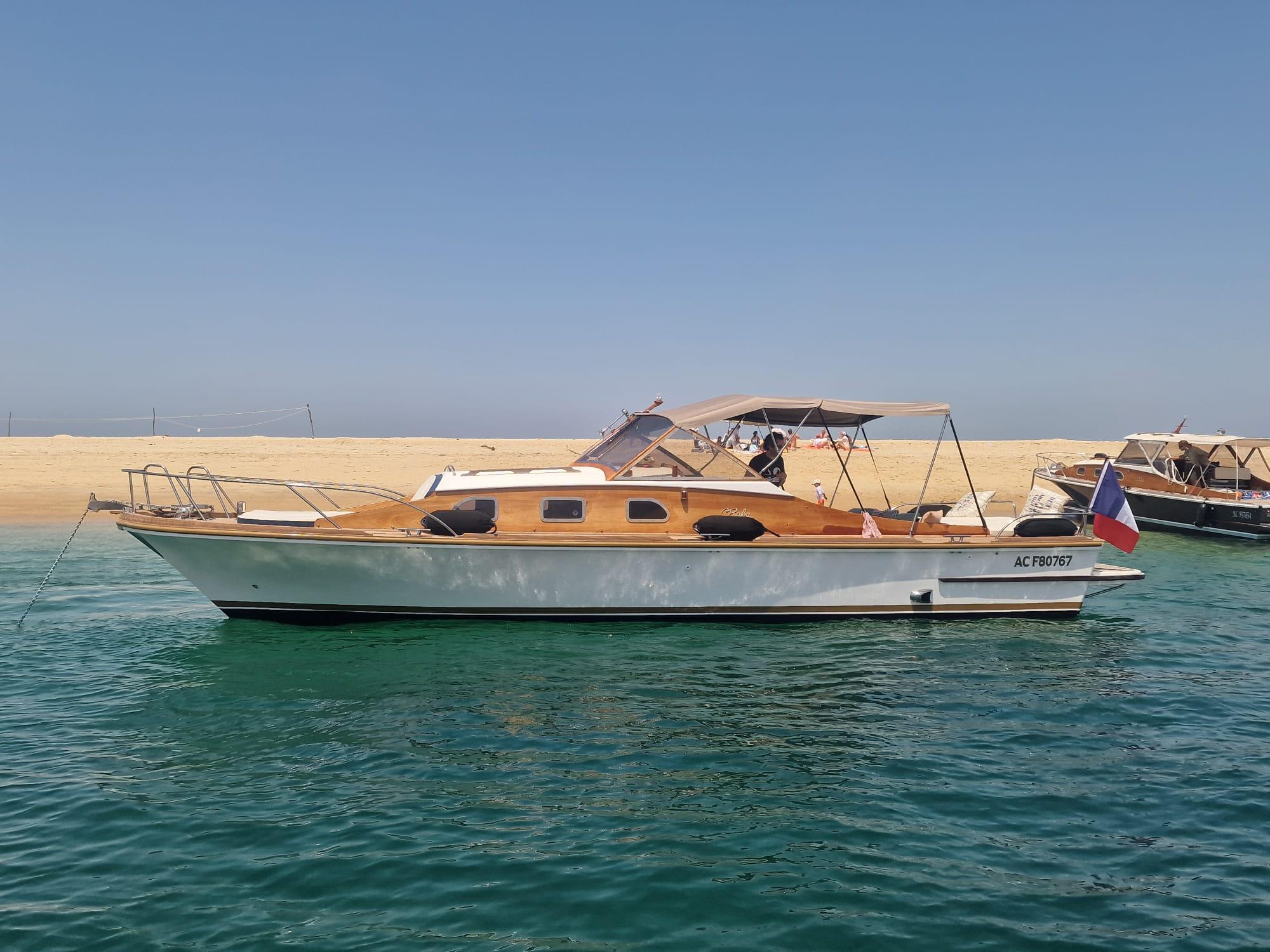 Pinasse Raba "Bella Marie" - 11 pers. · 360 hp · 11 m